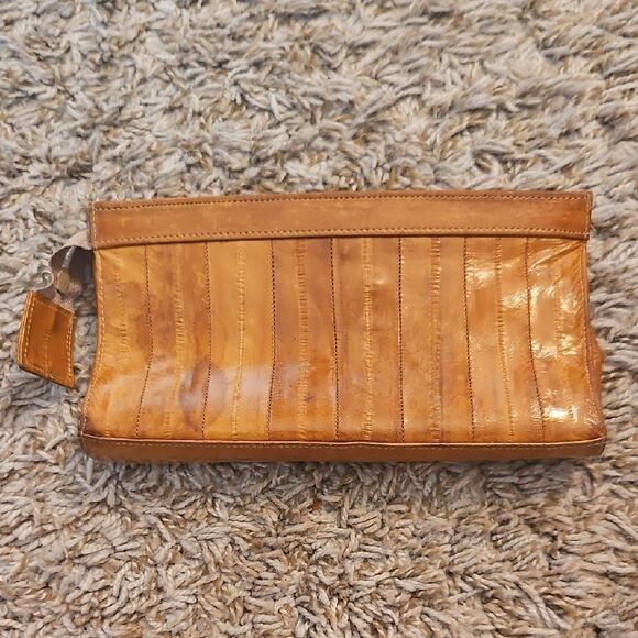Lee Sands Vintage Eelskin Clutch Wallet – Made in Korea - Picture 1 of 4